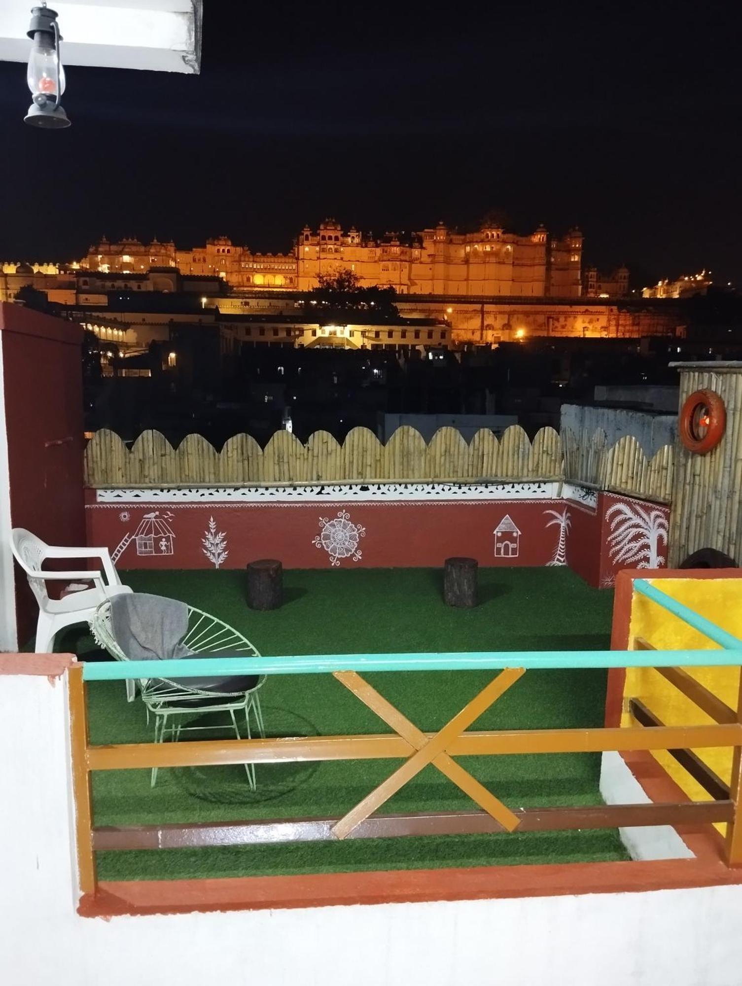 City And Palace View Guest House 烏代浦 外观 照片